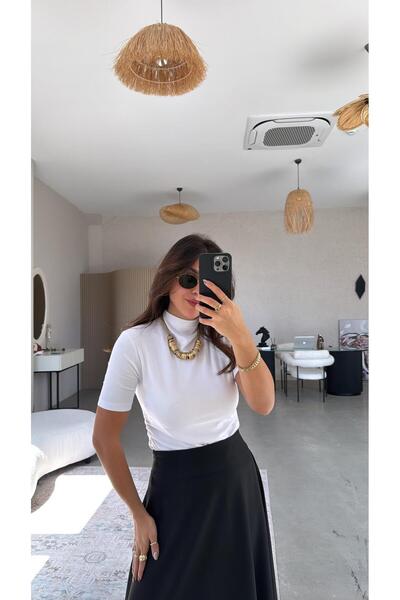 Buket Teke Modal Basic cu guler înalt alb cu detaliu cu șnur