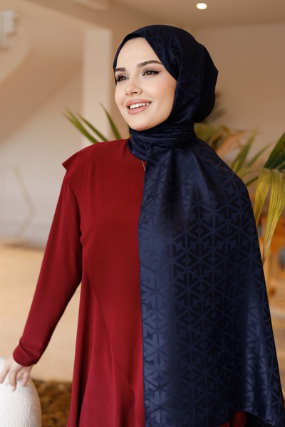 QASSA SHAL LACROWT SHAWL