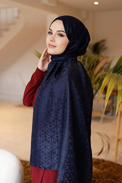 QASSA SHAL LACROWT SHAWL