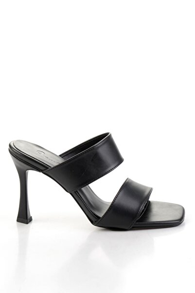 Bambi Siyah Kadın Terlik K04124008909