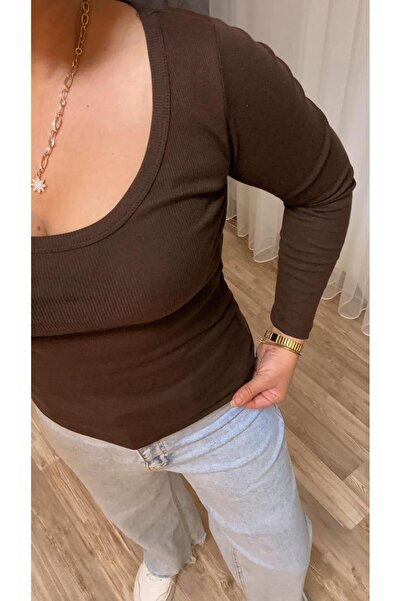 fatma keskin linna butik بلوزة كاشمير بياقة على شكل حرف U باللون البني