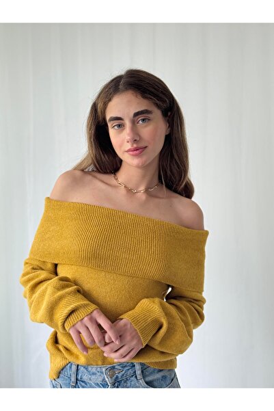 Retrobird Off-The-Shoulder Strapless Folded Knitwear Sweater Women's Mustard