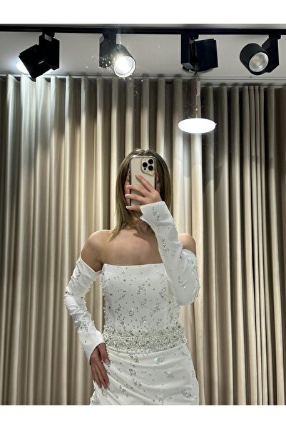 Kaleiçi Yıldızlar Beyaz İnci-Taş İşlemeli Straplez Eldiven Detay Elbise