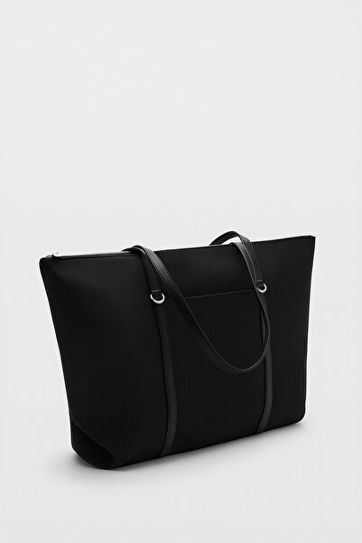 D'VERS Γυναικεία τσάντα χειρός και ώμου από μαύρο υδατοαπωθητικό ύφασμα με λεπτομέρεια από ασημί αξεσουάρ