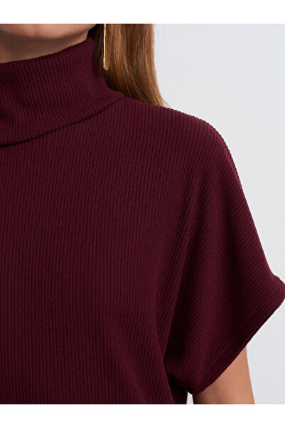 Dilvin 32239 Asymmetric Cut High Neck Top-Burgundy