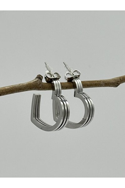 AUBRA أقراط بتصميم قلب عصري – فضي