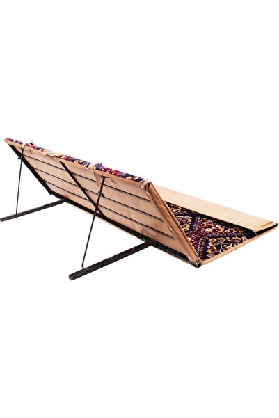 BUNCA Foldable and adjustable floor chair for the desert, picnics, camping and beach, soft embossed fabric