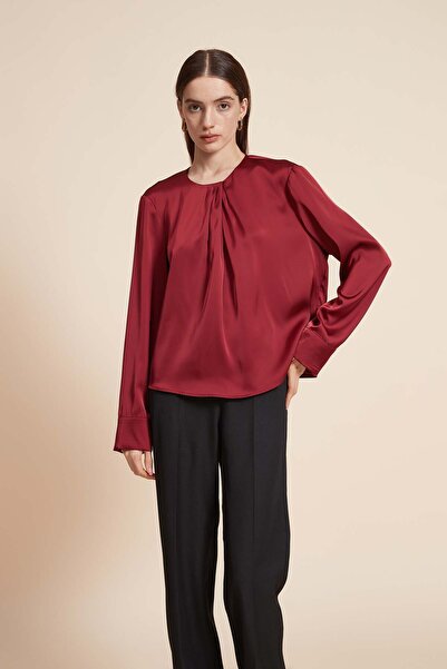 Yola Loose-Fit Long Sleeve Solid Blouse
