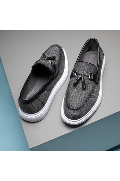 BMoD Black and white men's loafers with tassels MOD11649