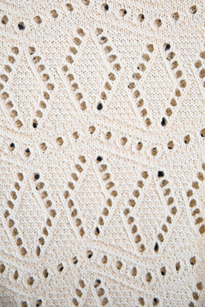 Eleganza fashion Elegant Crochet Sweater