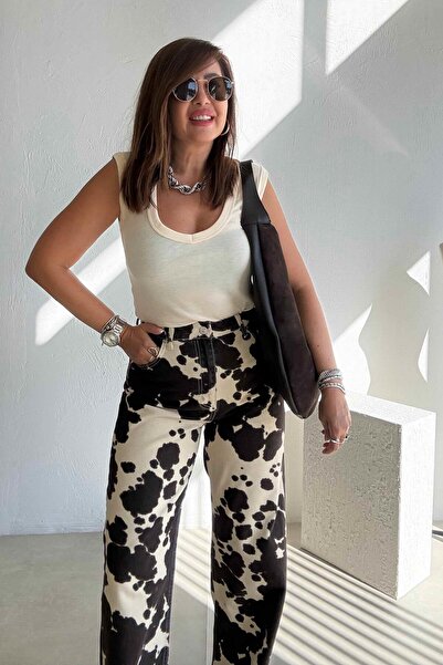 ELVAN TOLON Yellow Wide V-Neck Basic Top