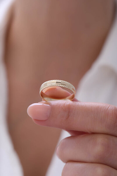 YAVUZ KUYUMCULUK 14 Ayar Altın Kalemli Alyans