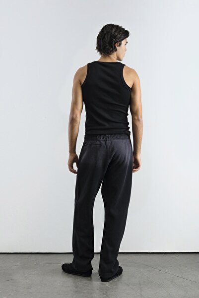 GIESTO Black Pants with Effective Logo Detail