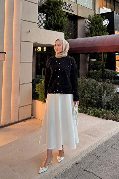 LOCCO Women's Stone Flower Buttoned Cardigan Black