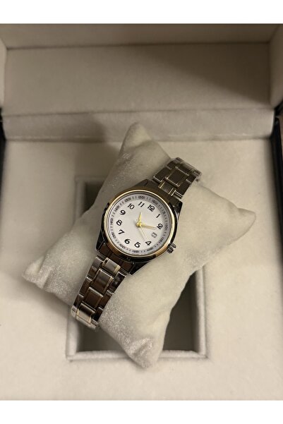 chaoyada Steel Vintage Model Wristwatch in Gift Box