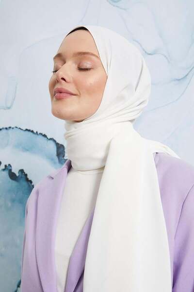 Levidor White Otto Shawl