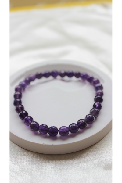 nevamor سوار جمشت من الحجر الطبيعي