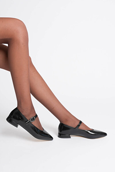 TRENDELLA Meredith Women's Black Casual Low Heel Shoes