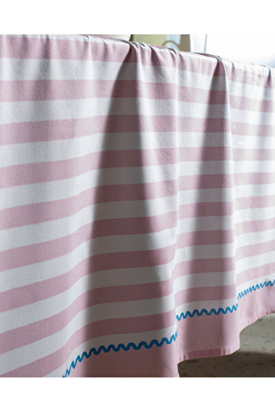 Madame Coco Louve Masa Örtüsü - Pudra/Beyaz - 150x200 cm