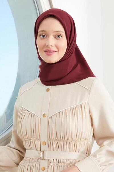 Levidor Burgundy medina silk scarf