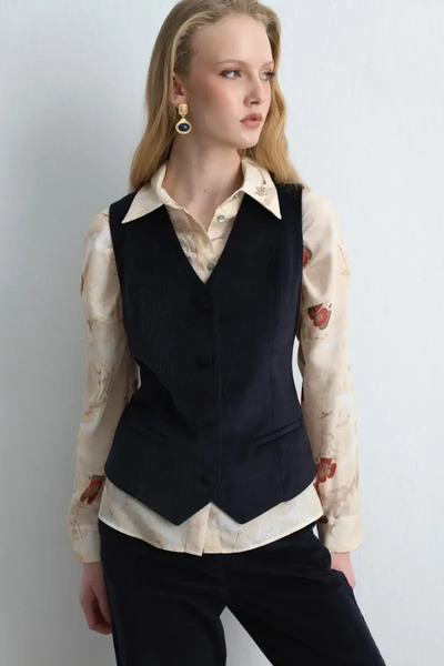 Gusto Anka Collection Corduroy Vest - Navy Blue
