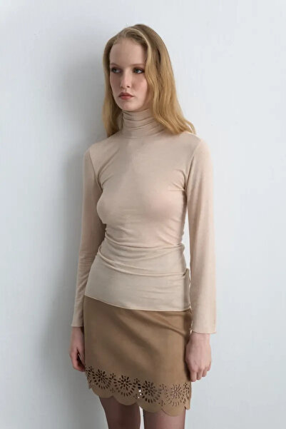 Gusto Turtleneck Cashmere Glitter Blouse - Ecru