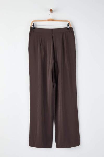 Trendyol Collection Кафяви модални панталони с широки крачоли TWOAW26PL00124