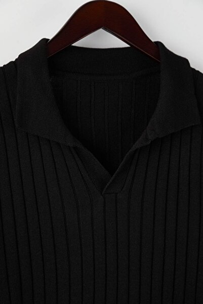 Trendyol Collection Black Regular V-Neck Plain Plus Size Sweater Tmnaw26An00001