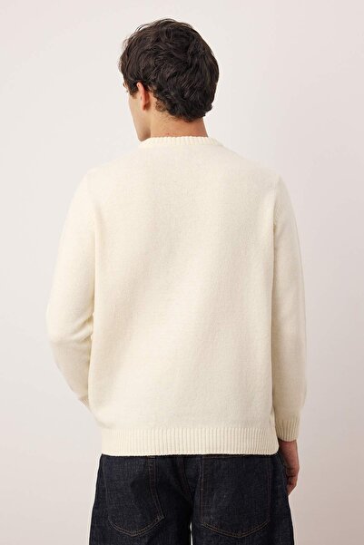 Trendyol Collection Πουλόβερ Ecru Regular Κανονική Λαιμόκοψη Ζώων Αρκούδος TMNAW26KZ00007