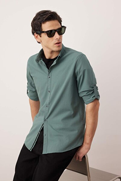 Trendyol Collection Sötétzöld Slim Fit ing epaulettekkel - hosszú ujjú, 100% pamut, TMNSS20GO0189