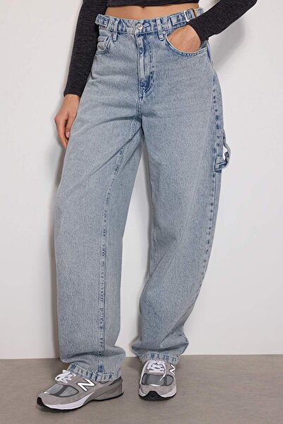 Trendyol Collection Udržitelnější světle modré volné džíny s vysokým pasem a širokými nohavicemi TWOAW24JE00308