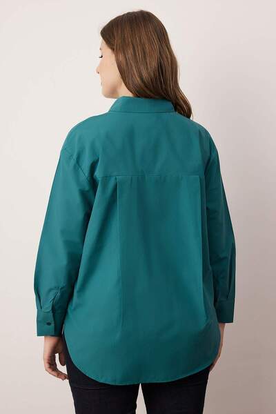 Trendyol Curve Sötétzöld, laza szabású pamut hosszú ujjú, nagyméretű szőtt ing TBBSS22GO0323