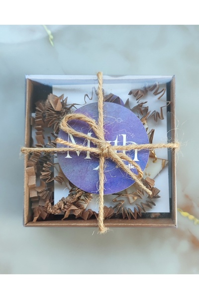 Atölye Myth El Yapımı Kırmızı Çiçek Küpe - Sade ve Şık