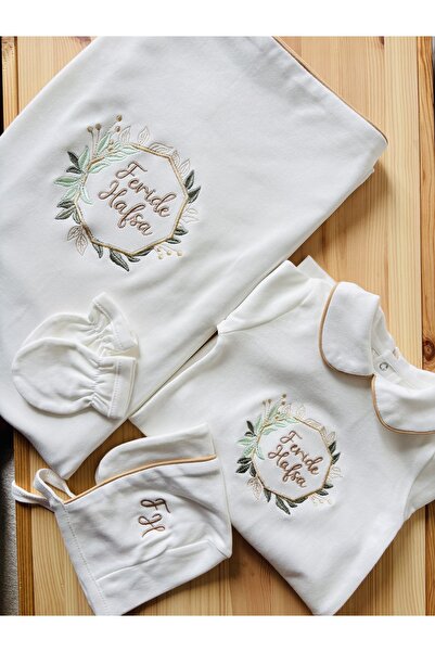 BabiesFirst Kişiye Özel Nakışlı 4 lü Yenidoğan Bebek Seti - %100 Pamuk Battan...