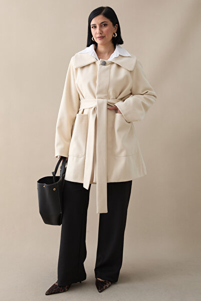 InStyle Palton scurt, căptușit cu nasturi, crem