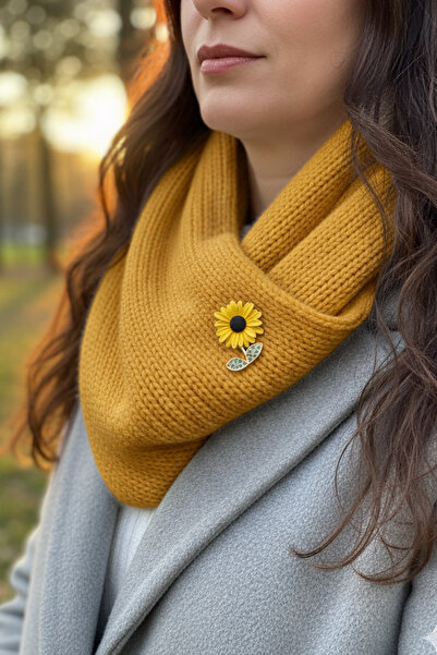 Modex Altın Rengi Yaprak Detay Taşlı Sarı Ay Çiçeği Broş (3cm)