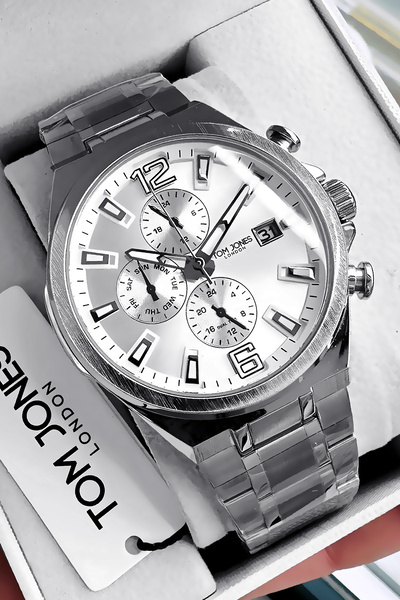 Tom Jones ساعة يد رجالية هدية مقاومة للماء بسوار فولاذي فضي اللون GTJE2104C2