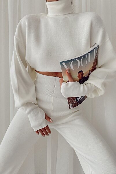 bayansepeti Kézzel varrott ekrü kötöttáru Crop blúz és magas derekú ekrü kötött nadrág dupla szett 015