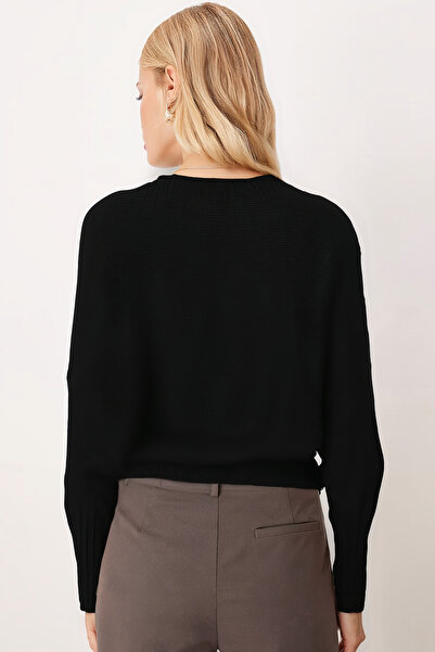 armonika Women's Black Bat Sleeve Soft Knitwear Sweater ARM-22Y012017