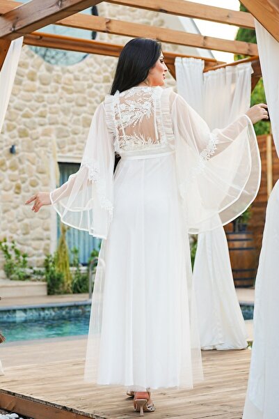 Lama Lingerie 2-Piece Satin Feather Lace Bridal Robe