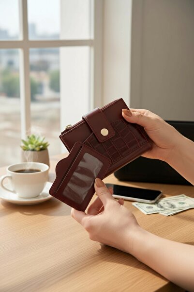 Classbag Kadın Bordo Timsah Desenli Temassız Kartlık Detaylı Kare Cüzdan