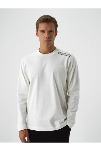 Xint Erkek Ekru Pamuk Dokulu Regular Fit Uzun Kollu Tişört