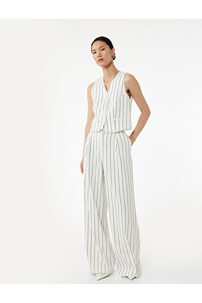 Koton Slim Fit V Neck Sleeveless Striped Crop Vest