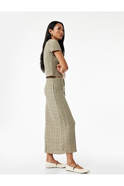 Koton Beli Bağcıklı Slim Fit Bürümcük Kumaş Dokulu Midi Kalem Etek