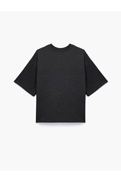 Koton Μπλουζάκι με κοντό μανίκι και λεπτομέρεια από πέτρα