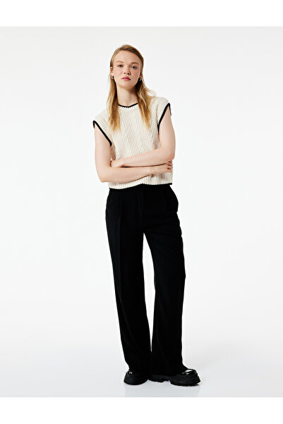 Koton Hair Braided Textured Sleeveless Ribbed Crew Neck Sweater