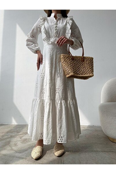 Swan Woman Ribbed Ruffle Detailed Dress