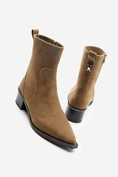 Marjin Women's Pointed Toe Gold Detailed Heeled Boots Kenor Tan Suede