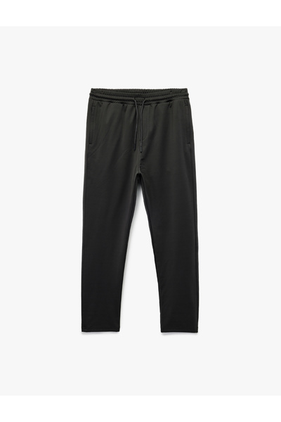 Koton Αθλητικό παντελόνι με λεπτομέρεια στην τσέπη και κορδόνι στη μέση