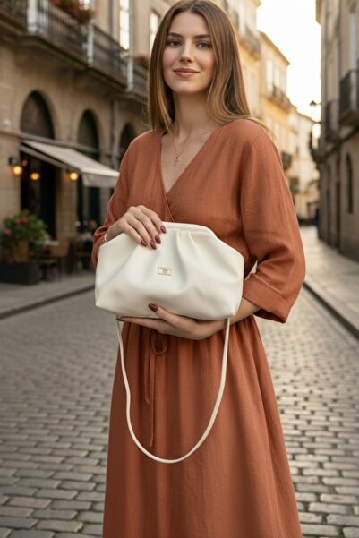 Classbag Kadın Krem Yumuşak Deri El ve Omuz Askılı Clutch Çanta
